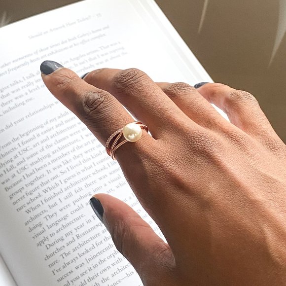 ROSE GOLD & PEARL RING - Picture 8 of 9